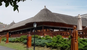 Rádpusztai Lovascentrum Rádpusztai Lovascentrum